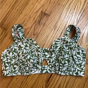 Abercrombie & Fitch Green/White Curve Love Bikini Top